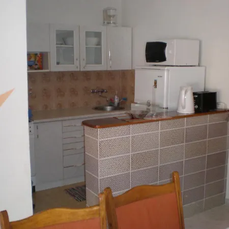 Pogacic Apartment Vir